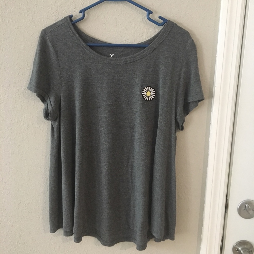 American Eagle flower shirt